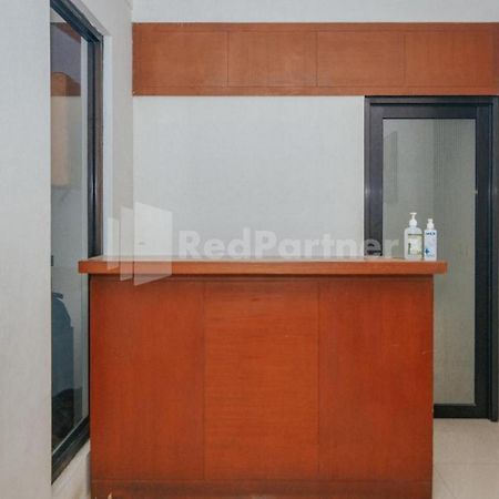 De Lugano Scbd Syariah Mitra Reddoorz Jacarta Exterior foto