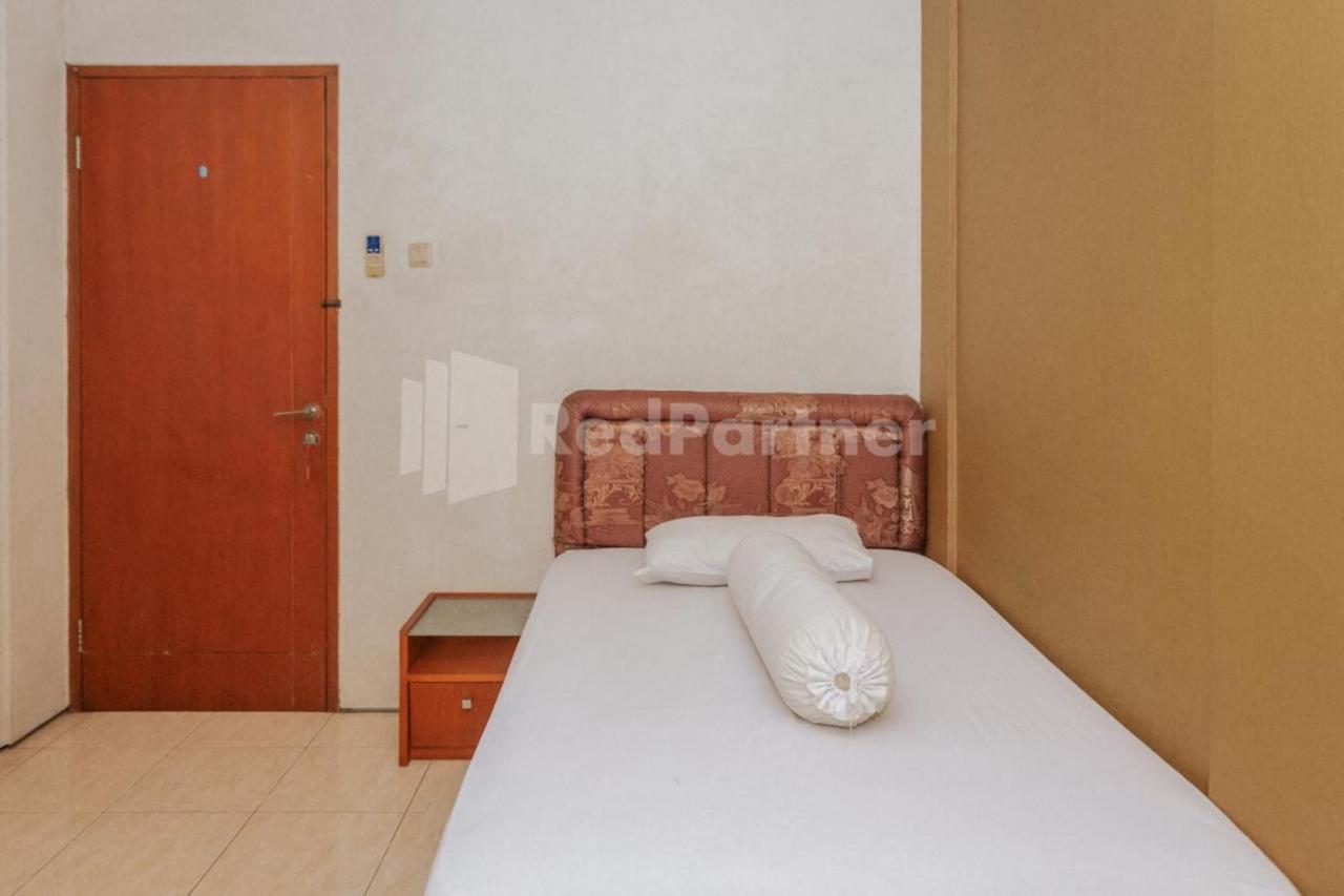 De Lugano Scbd Syariah Mitra Reddoorz Jacarta Exterior foto
