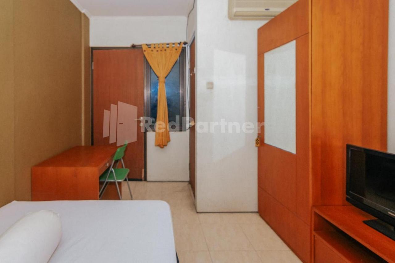 De Lugano Scbd Syariah Mitra Reddoorz Jacarta Exterior foto