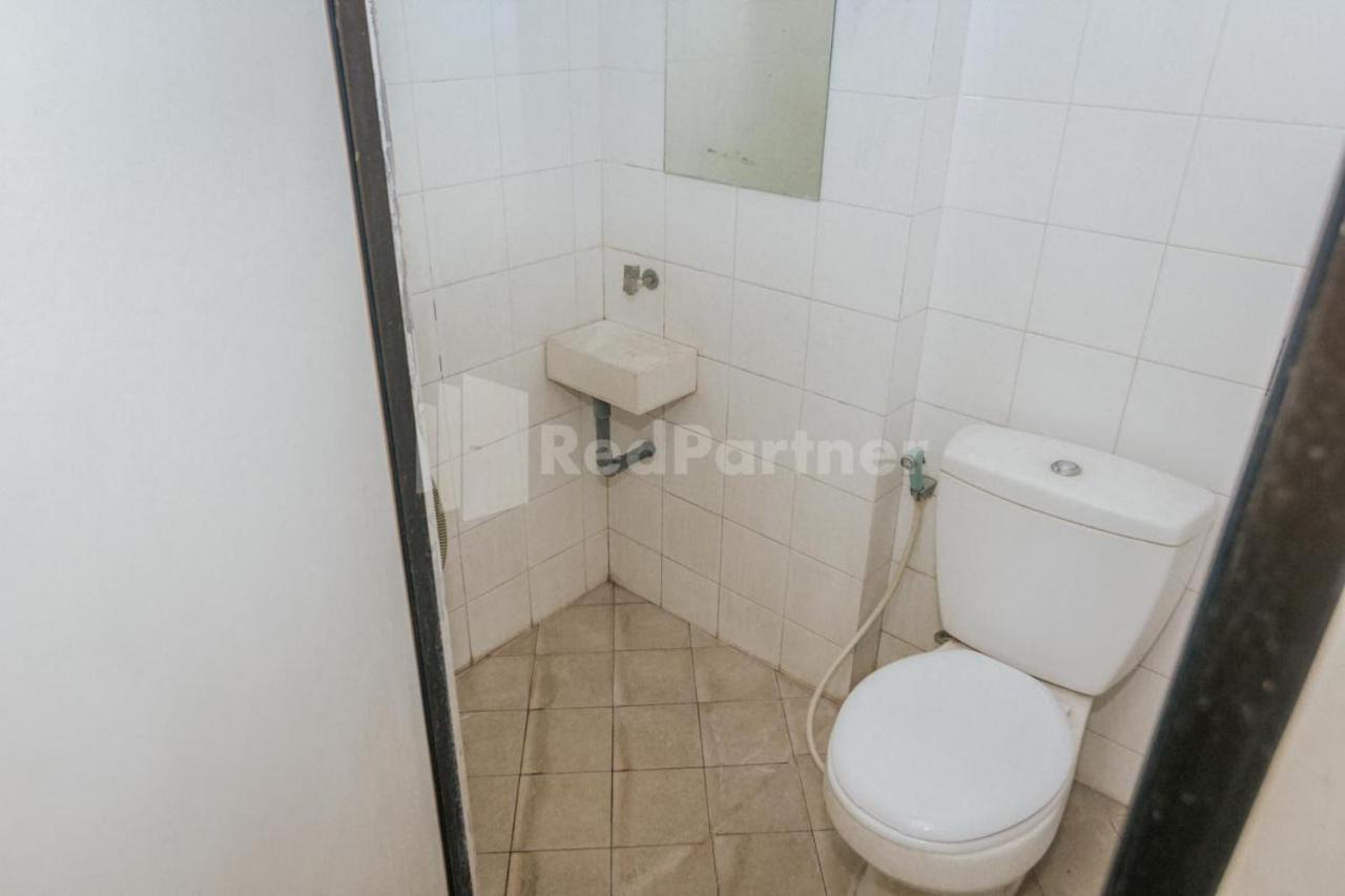 De Lugano Scbd Syariah Mitra Reddoorz Jacarta Exterior foto