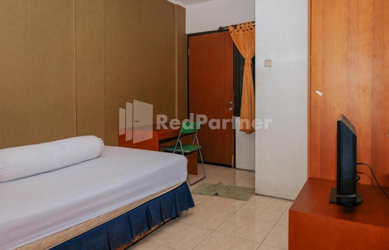 De Lugano Scbd Syariah Mitra Reddoorz Jacarta Exterior foto